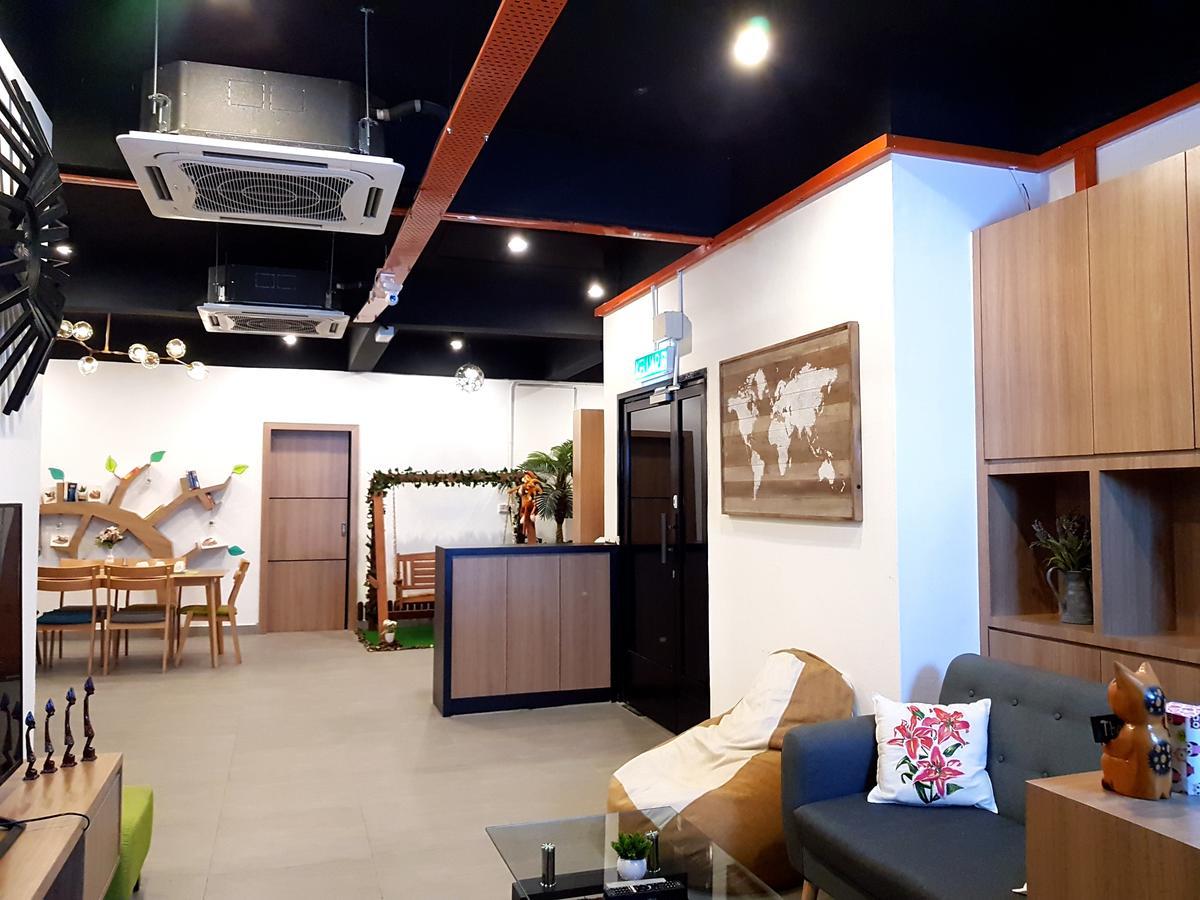 Jk Capsule Hostel Kota Kinabalu Bagian luar foto